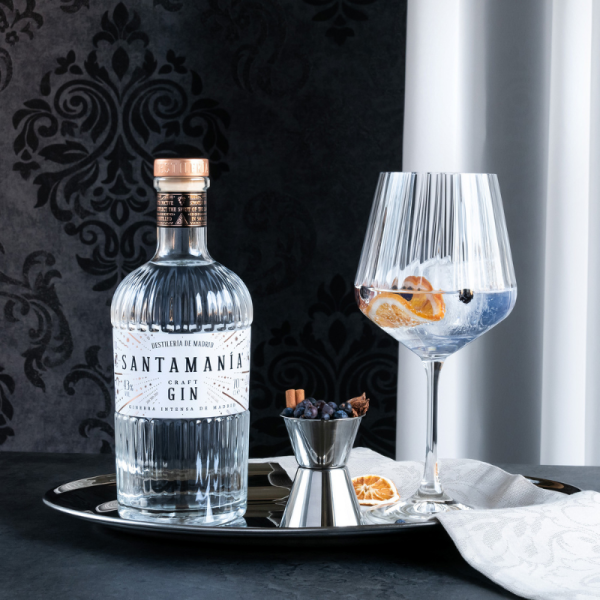 Gin Santamania Craft Destileria de Madrid 43% Vol., 70cl