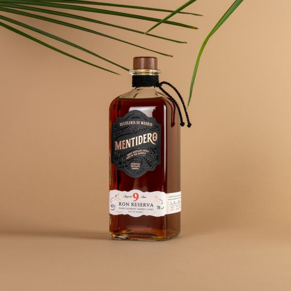 Rum El Mentidero Reserva Aged 9 Years 43% Vol., 70cl