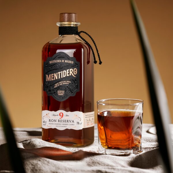 Rum El Mentidero Reserva Aged 9 Years 43% Vol., 70cl